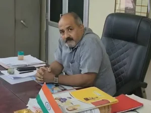 घूसखोर मनीष श्रीवास्तव (तत्कालीन प्रभारी रेंजर खोड़री, मरवाही) गिरफ्तार: ₹50 हजार लेते रंगे हाथ पकड़ा