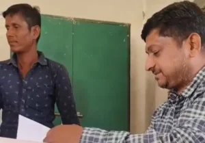 गरीब आदिवासी किसानों से कथित अवैध वसूली!” हल्का नंबर 10 के पटवारी विनोद अग्रवाल का VIDEO वायरल, सुशासन के दावों पर उठे सवाल