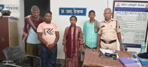 बेलगहना पुलिस की सराहनीय कार्यवाही, गुमशुदा महिला को सकुशल दस्तयाब कर परिजनों को किया सुपुर्द