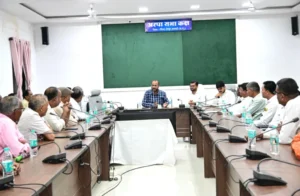 जिले में 3 लाख से अधिक पौधारोपण की तैयारी, सहयोग एवं समर्थन के लिए सर्व समाज प्रमुखों की कलेक्टर ने ली बैठक*