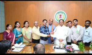 विधानसभा मानसून सत्र में गूंजेगी कैशलेस चिकित्सा योजना की मांग, मुख्यमंत्री सचिवालय से लेकर स्वास्थ्य सचिव तक सौंपा गया ज्ञापन