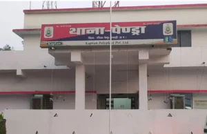 स्कूल छोड़ने के बहाने छात्रा को घर ले जाने का आरोप, आत्मानंद स्कूल के शिक्षक पर एफआईआर