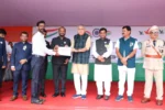 उल्लास नवभारत साक्षरता कार्यक्रम में उत्कृष्ट कार्य करने वाले स्वयंसेवी शिक्षक एवं ग्राम प्रभारी शिक्षक सम्मानित